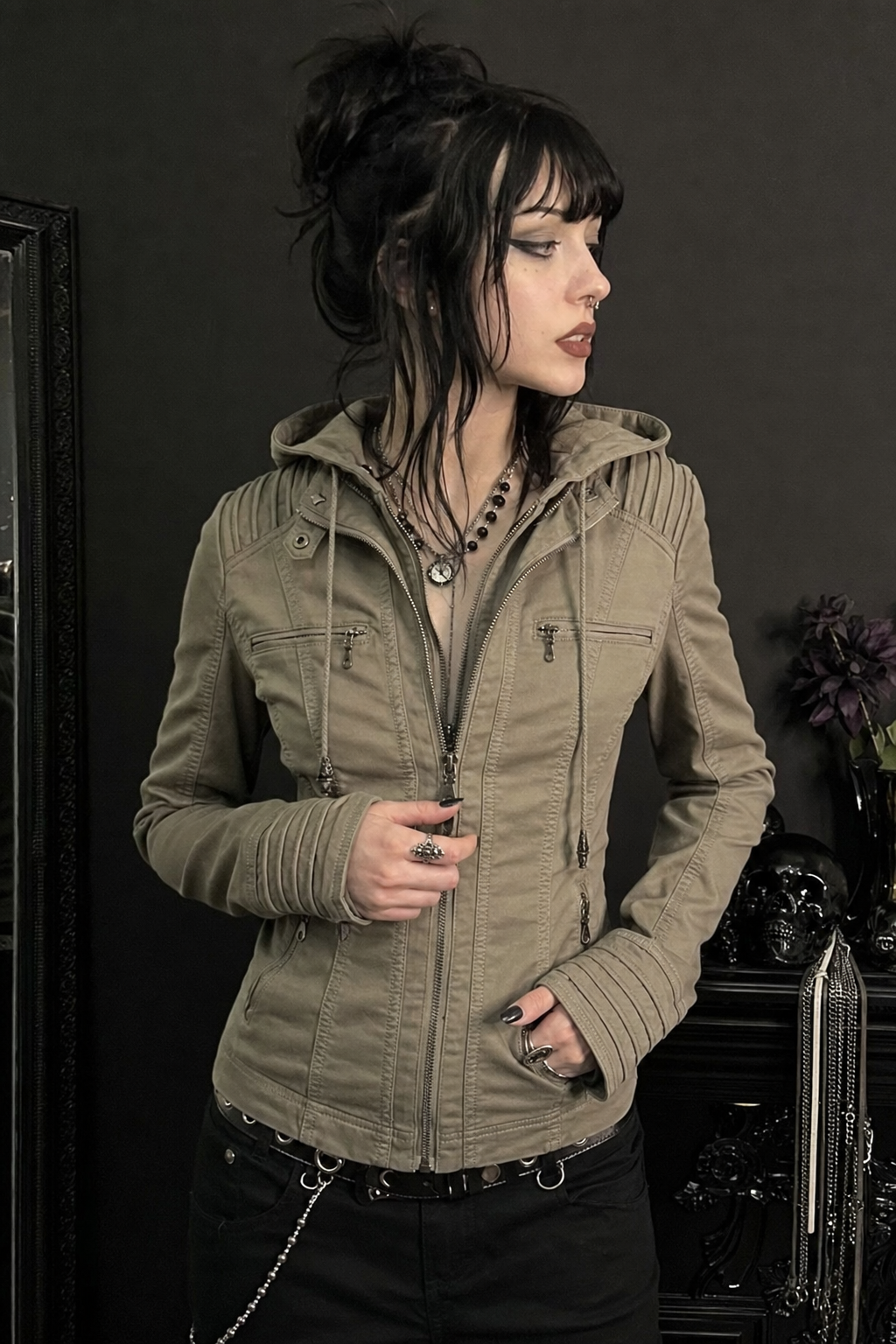 Color: Khaki